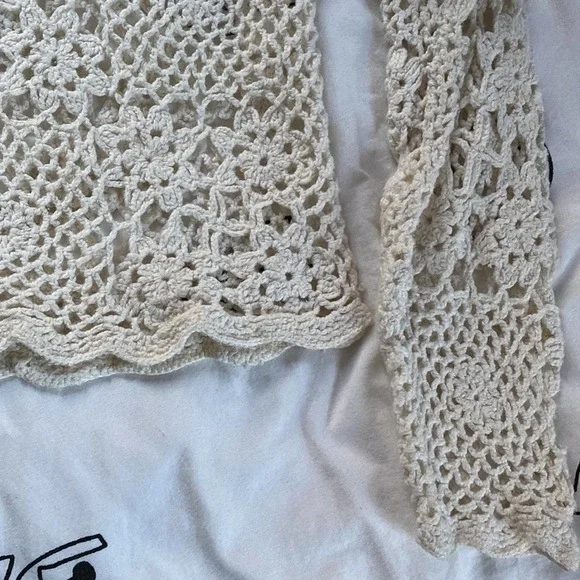 Creazioni Effeci Vintage Long Sleeved Crochet Knit Floral Shirt Sweater - Picture 4 of 7